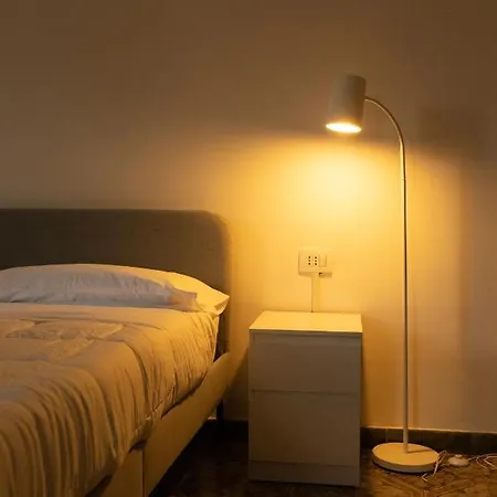 Nella's Carlo Iii Apartment Naples